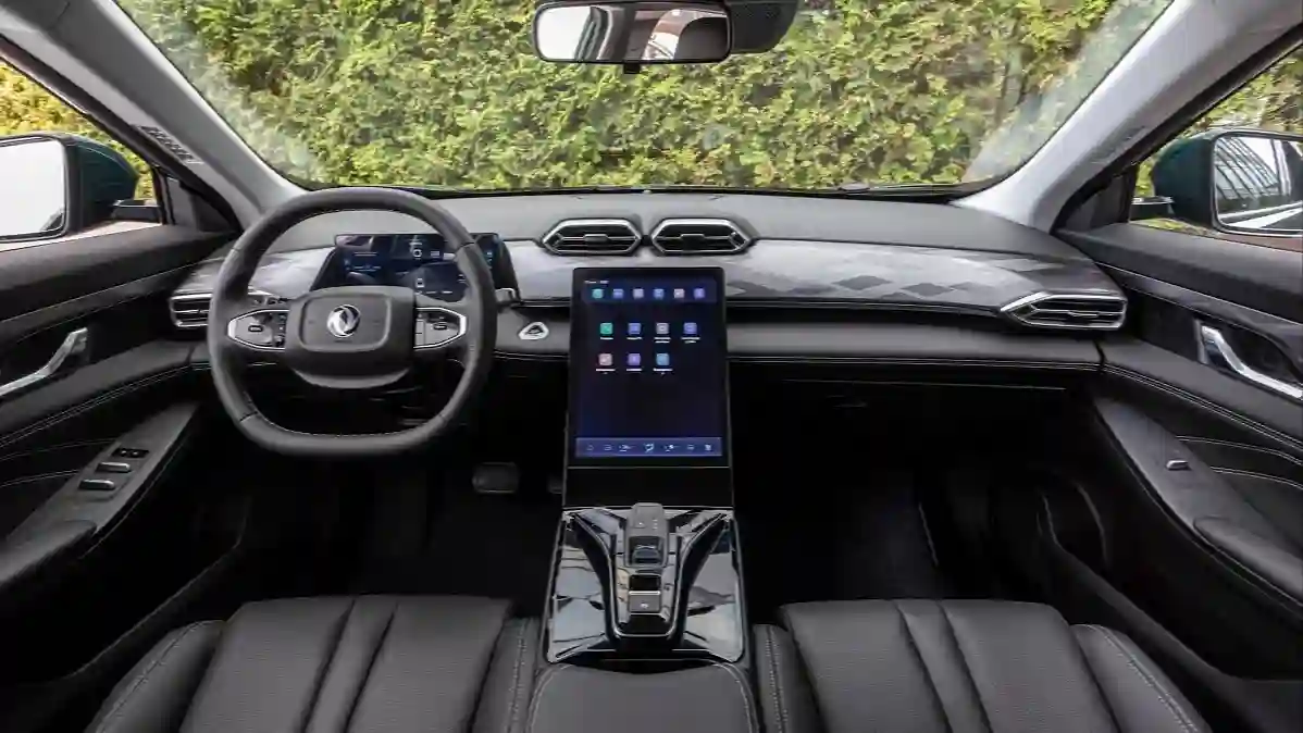 DONGFENG объявляет о старте продаж нового кроссовера MAGE