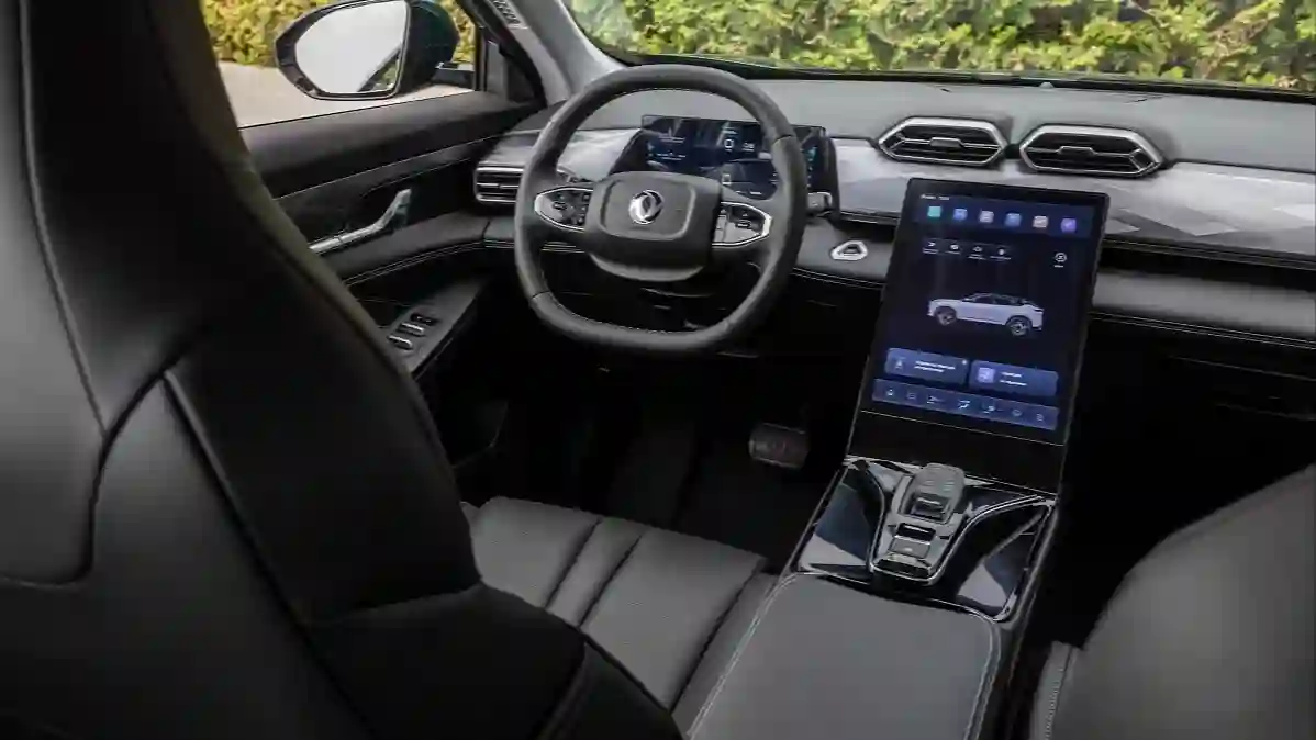 DONGFENG объявляет о старте продаж нового кроссовера MAGE