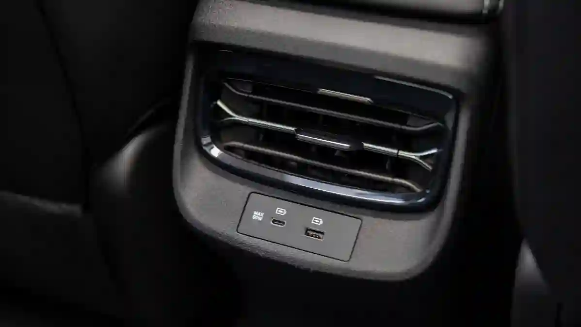 DONGFENG объявляет о старте продаж нового кроссовера MAGE